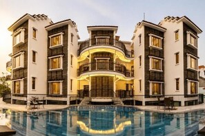 Outdoor pool - Happy Life Memories Hoi An Hotel & Spa (Hoi An)