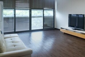 Living area - Jeju Cordelia Resort (Seogwipo)