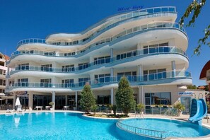 Piscina a l'aire lliure 