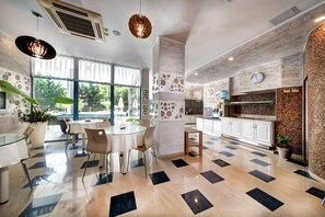 Dining - Blue Bay Hotel (Nessebar)