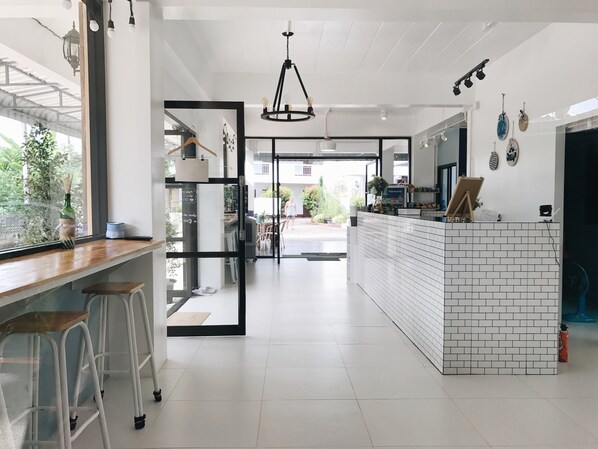 Lobby - Baan Nukanong Guesthouse (Chiang Rai)