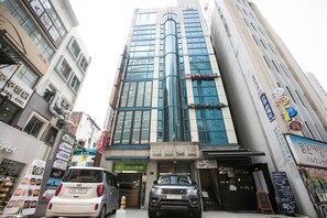 Exterior - Philstay Myeongdong Central Hotel (Seoul)