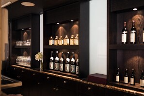 Bar (on property) - Toyoko Inn Frankfurt am Main Hauptbahnhof (Frankfurt)