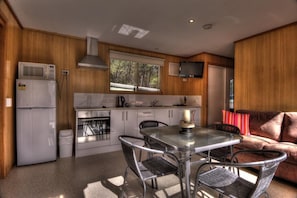 Private kitchen - Big4 Iluka on Freycinet Holiday Park (Coles Bay)