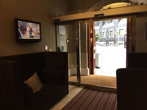Interior - Quebecs Luxury Apartments (Leeds)