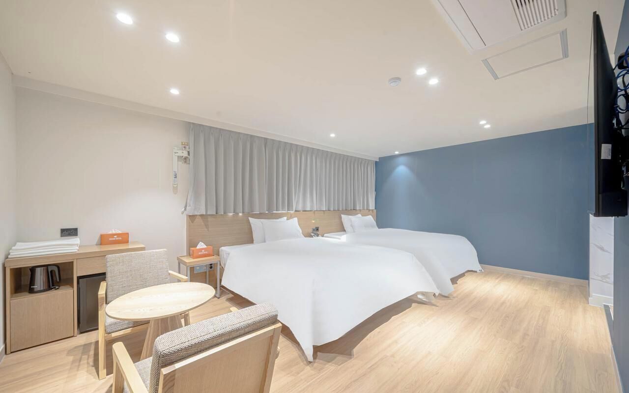 Deluxe Twin Room