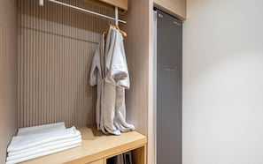 Free WiFi, bed sheets - Ulsan Hound Hotel Samsan (Ulsan)