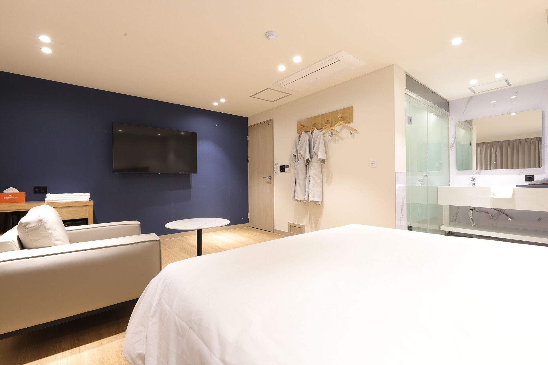 Deluxe Room | Free WiFi, bed sheets