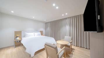 Premium B | Soundproofing, free WiFi, bed sheets