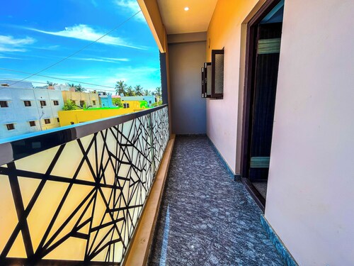 Royal Castle Residency