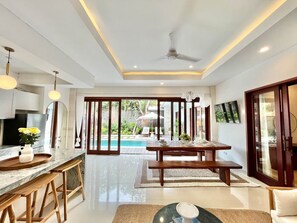 Dining - Chic 3BR Villa in Berawa Next to Finns, Beach & Cafés (Badung)