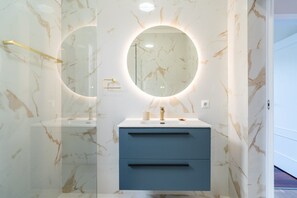 Shower, hair dryer, towels - GuestReady - Nature and tranquillity in Madeira (Gaula)