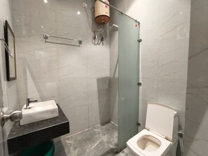 Bathroom - Hotel Indo Tiger By Rawat Hospitality (Rishikesh)