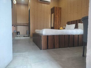 클래식 더블룸 | 고급 침구, 무료 WiFi, 침대 시트