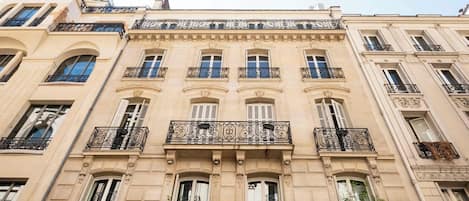 Apartment | Exterior