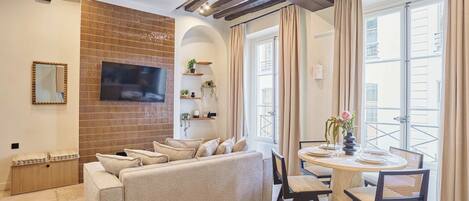 Apartment | Living room