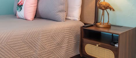 Iron/ironing board, internet, bed sheets