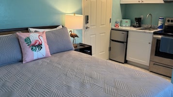 Bügeleisen/Bügelbrett, Internetzugang, Bettwäsche