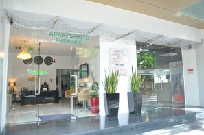 Lobby - Poonsa Duy Tan (Hanoi)