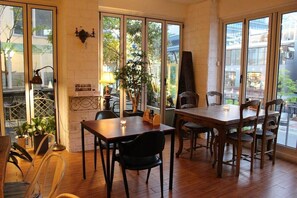 Dining - Jinwoo Residence (Geoje)