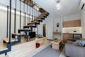 Living area - Andrews Apartments (Nafplio)