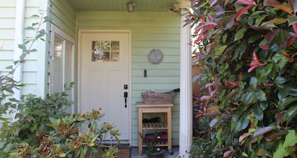 River Walks and Golf at Duff Cottage