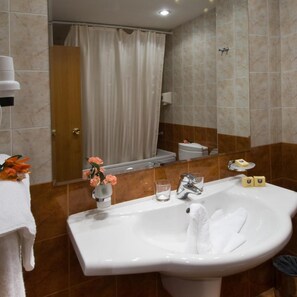Bathroom - Duni Royal Resort - Hotel Pelican (Sozopol)