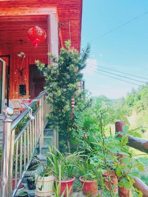 Property grounds - One Step To Heaven Inn (Zhangjiajie)
