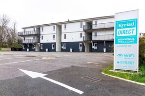 Exterior - Kyriad Direct Rouen Nord - Barentin (Barentin)