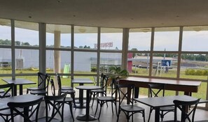Tempat makan