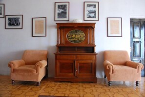 Interior - The Grand Oak Manor (Almora)