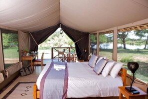 Room - Voyager Ziwani Tented Camp (Kenya)