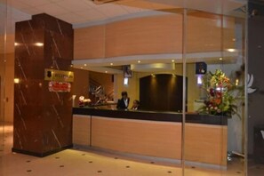 Lobby - Gold Crest Hotel (Mwanza)
