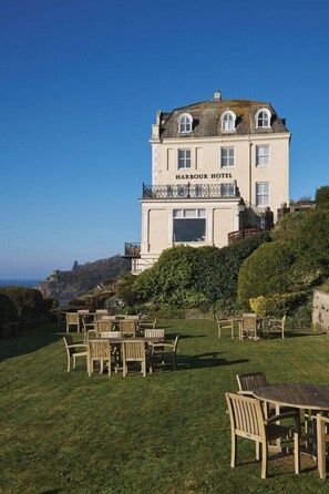 Outdoor dining - THE Fowey (Fowey)