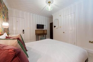 Room - The Clarence Hotel (Portsmouth)