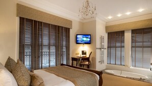 Room - The Clarence (Portsmouth)