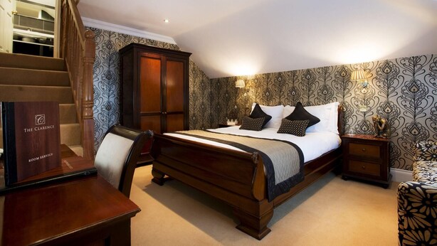 Room - The Clarence (Portsmouth)