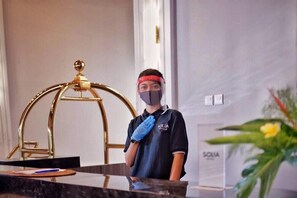 Lobby - Solia Hotel Yosodipuro Solo (Surakarta)