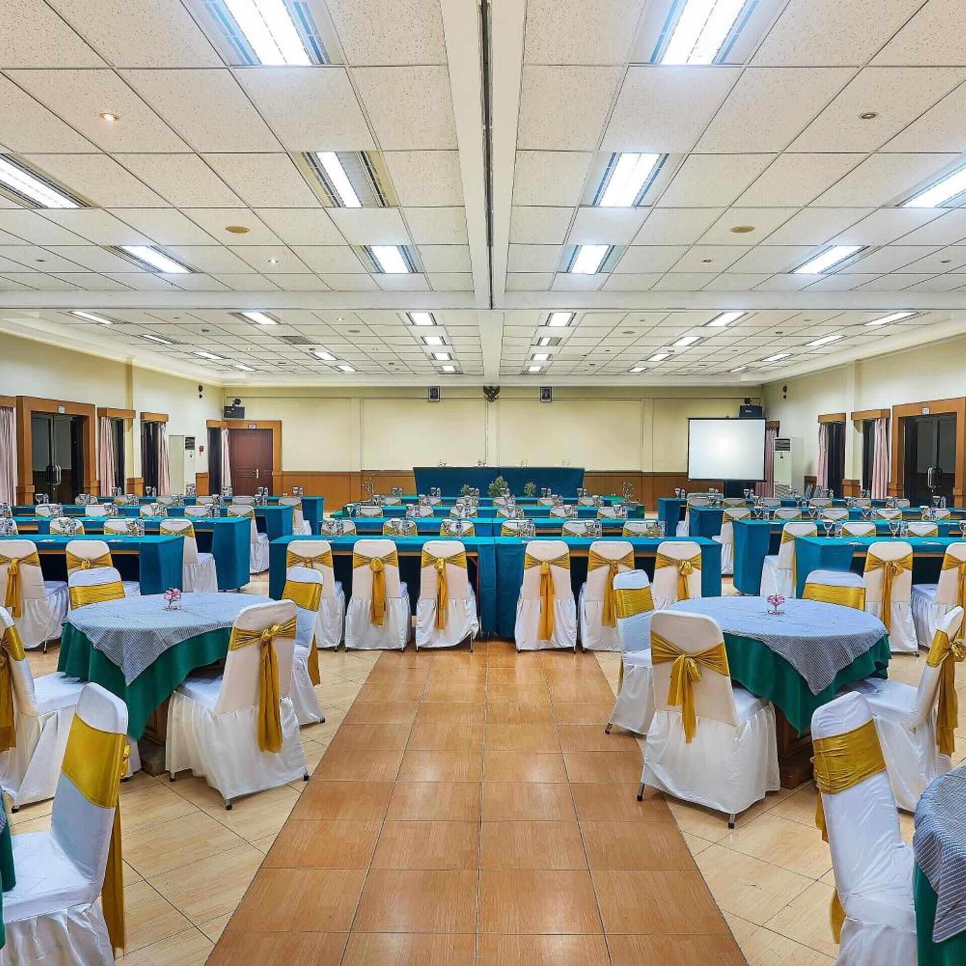 Banquet hall