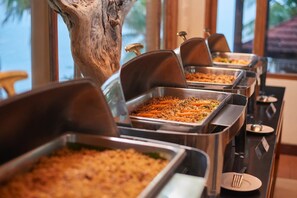 Dining - Patra Anyer (Anyer)