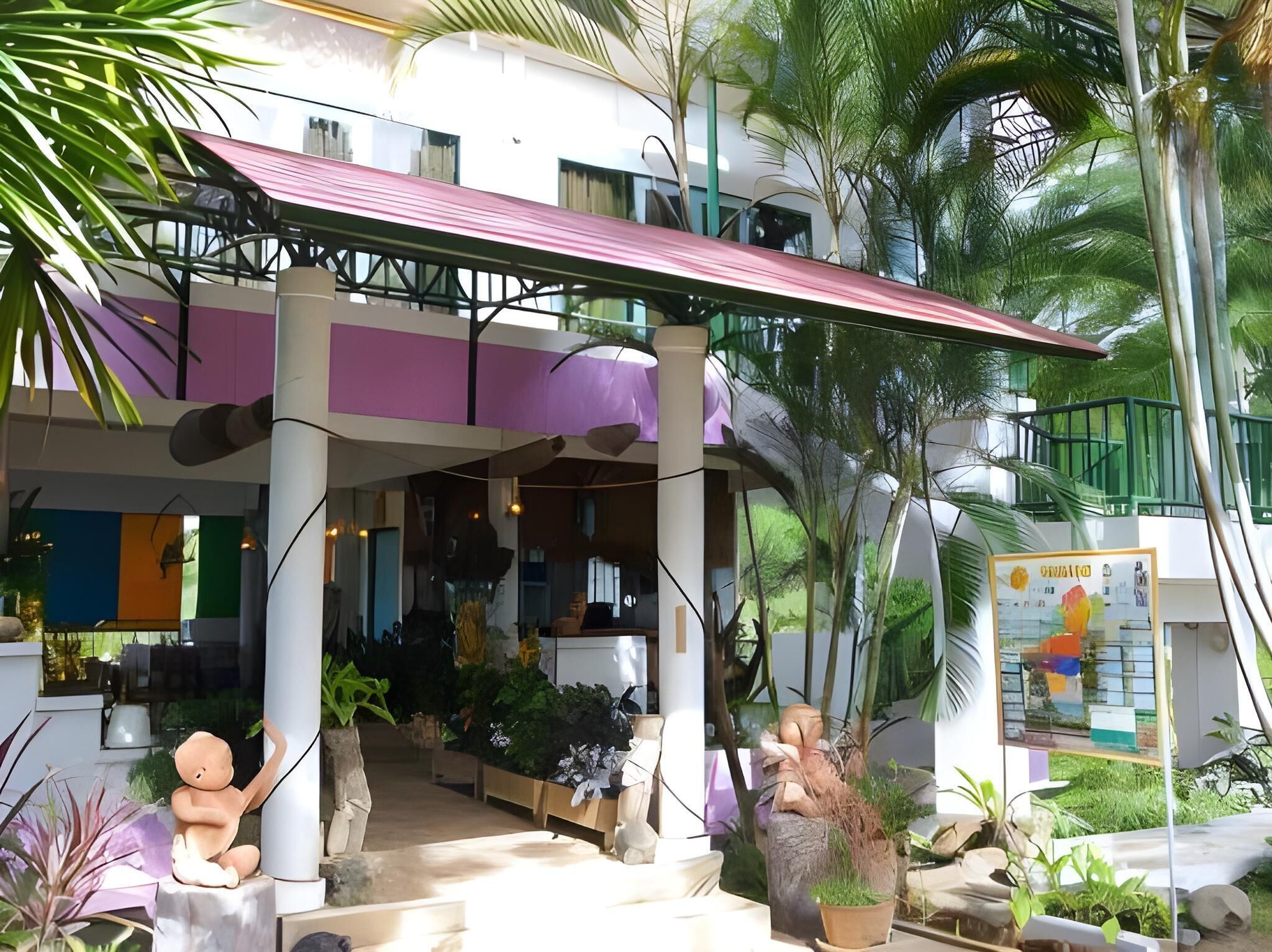 المنشأة من الخارج