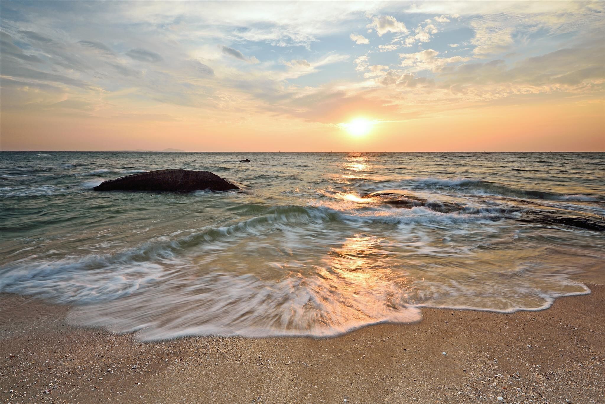 ชายหาด