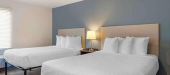 Woodspring Suites Riverside Norco