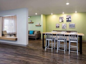 Interior - Woodspring Suites Pecos (Pecos)