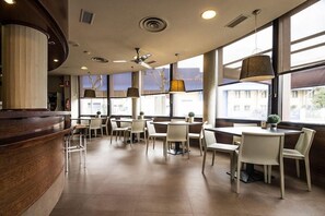 Dining - Casa Jacinto (Burlada)