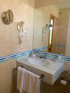 Bathroom - Don Polvoron (Estepa)