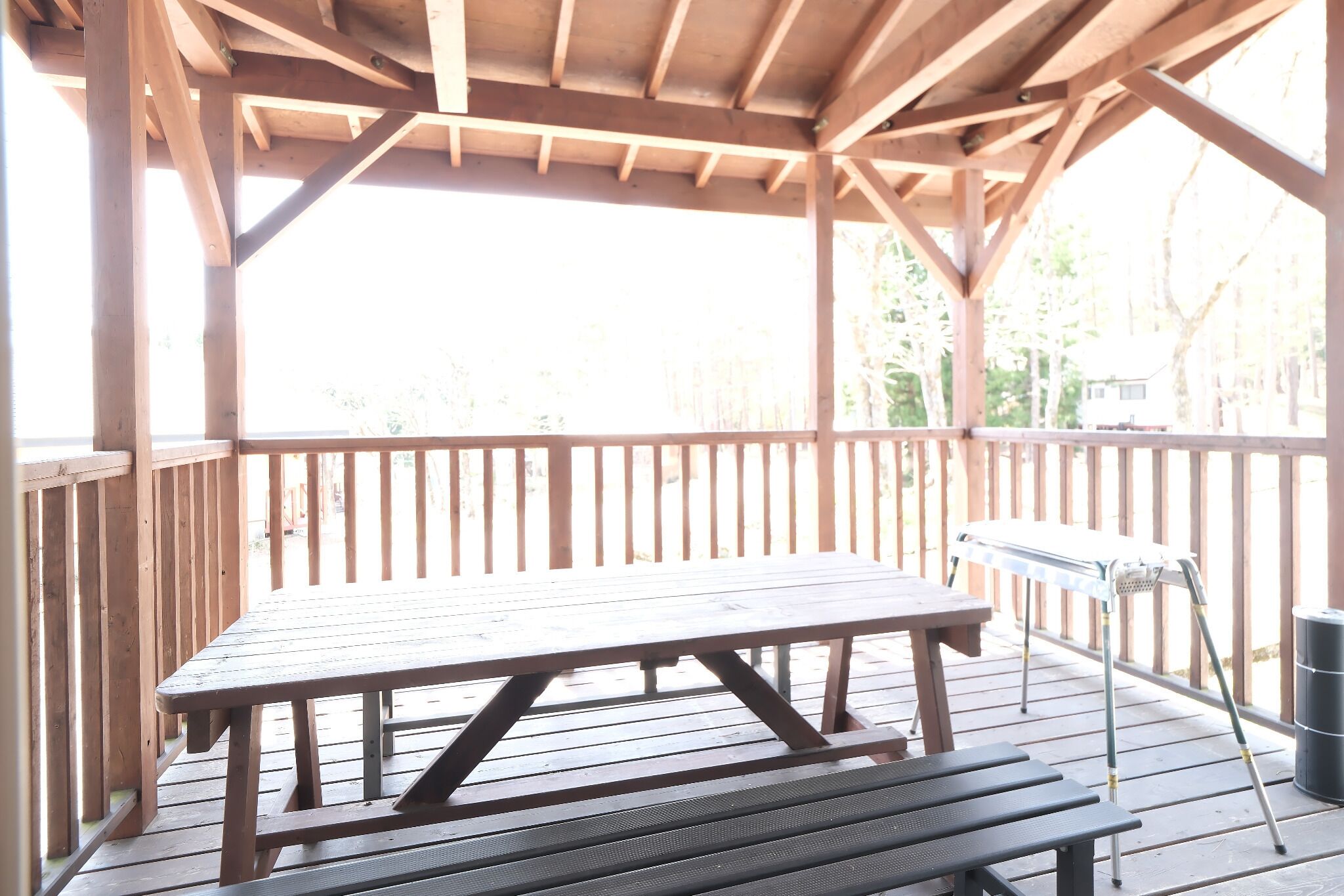 屋外ダイニングエリア