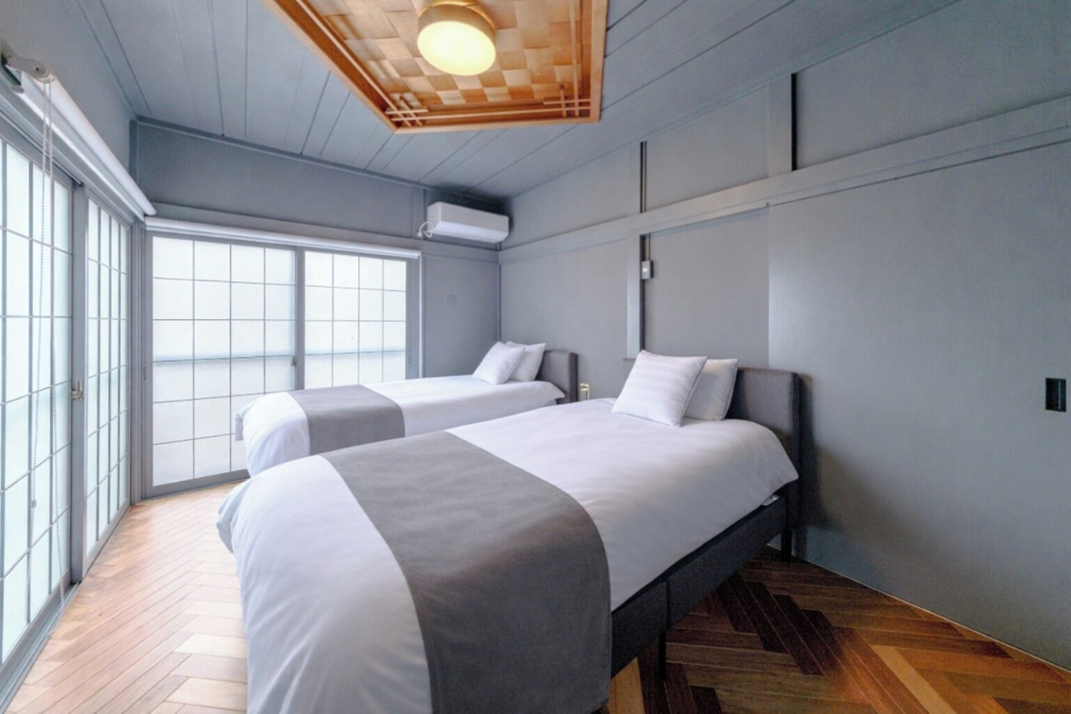 4 bedrooms, free WiFi, bed sheets