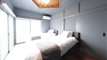 4 bedrooms, free WiFi, bed sheets