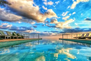 Piscina externa